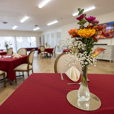 A dining table at Oak Ridge