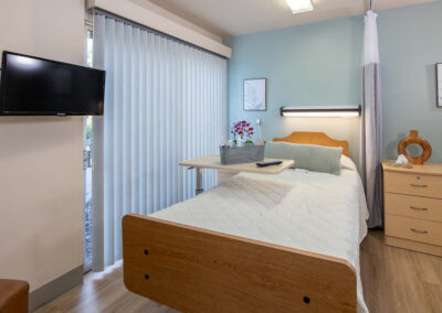 A resident's bedroom at Oak Ridge