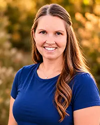 Josi Burkey Headshot