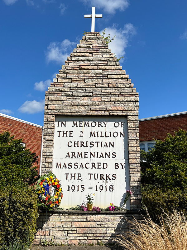 Monument "In memory of the 2 million Armenians massacred by the Turks 1915-1918."